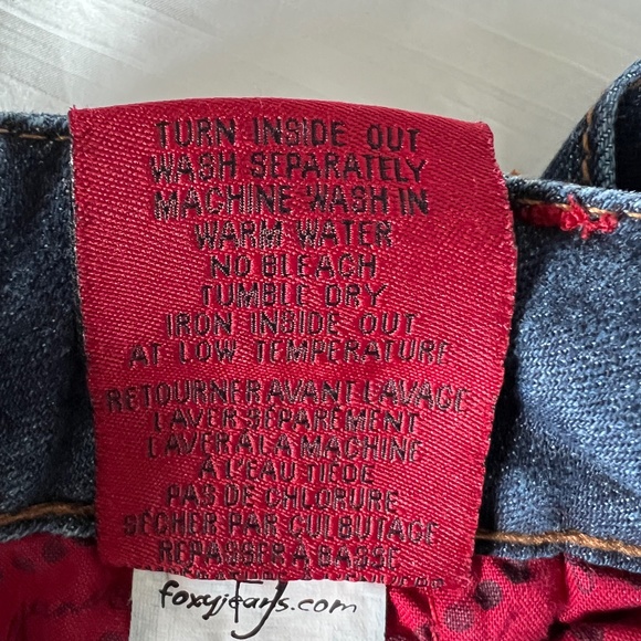 Foxy Jeans - Blue Denin Puffy Short - Picture 9 of 9